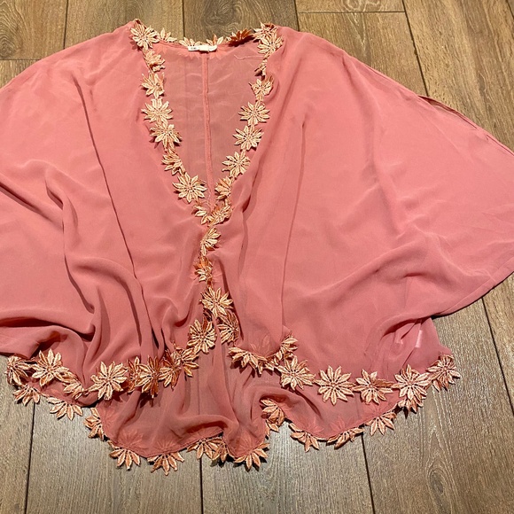 NASTY GAL Women's Flower Trimmed Sheer Kimono Swim Cover-Up│Size Small - Picture 5 of 10